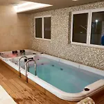 Laguna 2 아파트 *