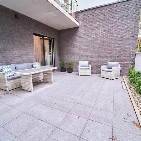 Laguna 2 פולניסה-ז'דוז'